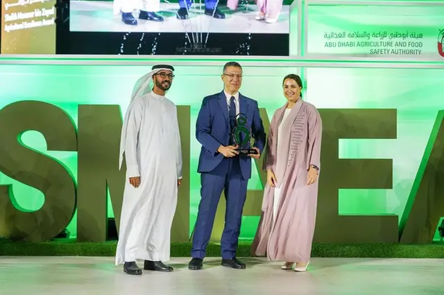 <strong>UAE’s Al Ajban Poultry wins Sheikh Mansour bin Zayed Agricultural Excellence Award</strong>