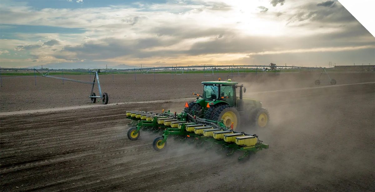 Pivot Bio and Taranis partner to expand access to Conservation Funding for growers