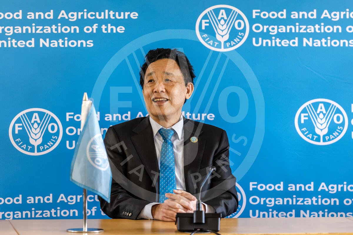 FAO Director-General calls for science and technology to bridge digital, rural and gender divides